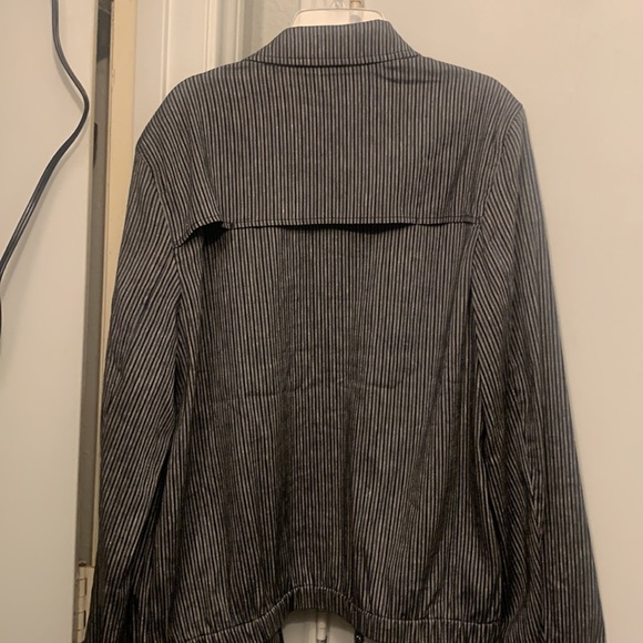 New Express women’s bomber jacket size small - Picture 5 of 7